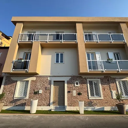 Casa Manzoni 32 3*