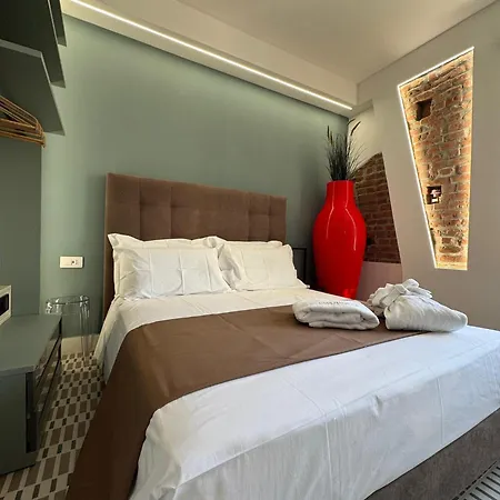 Casa Manzoni 32 3*